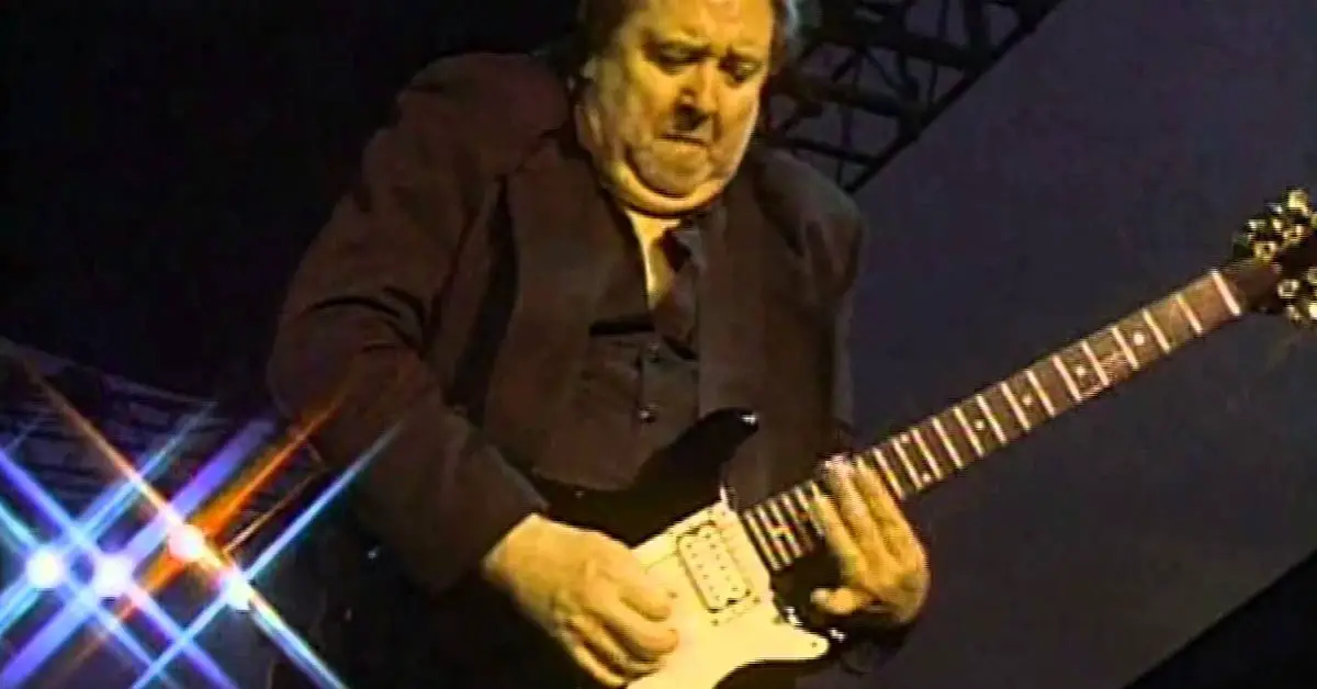 Rod Price on slide guitar with Foghat – It Hurts Me Too