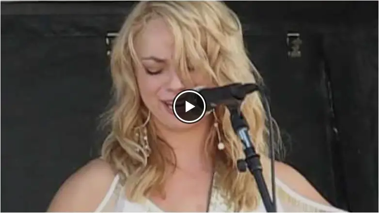 Samantha Fish at the 2013 North Atlantic Blues Festival in Rockland, Maine