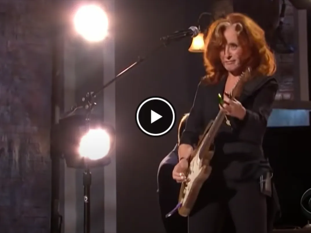 Bonnie Raitt – Sweet Home Chicago