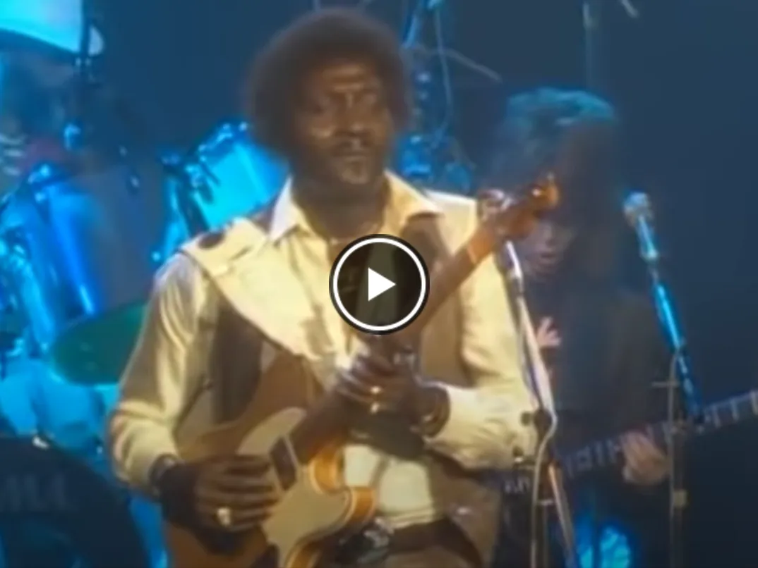 Albert Collins – Lights Are On Nobody Home