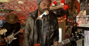 Gary Clark Jr. - When My Train Pulls In