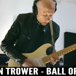 Robin Trower - Ball of Fire