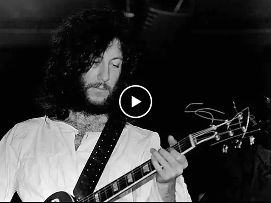 Peter Green – The World Keeps On Turning