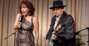 Ronnie Earl and Janiva Magness - Little By Little