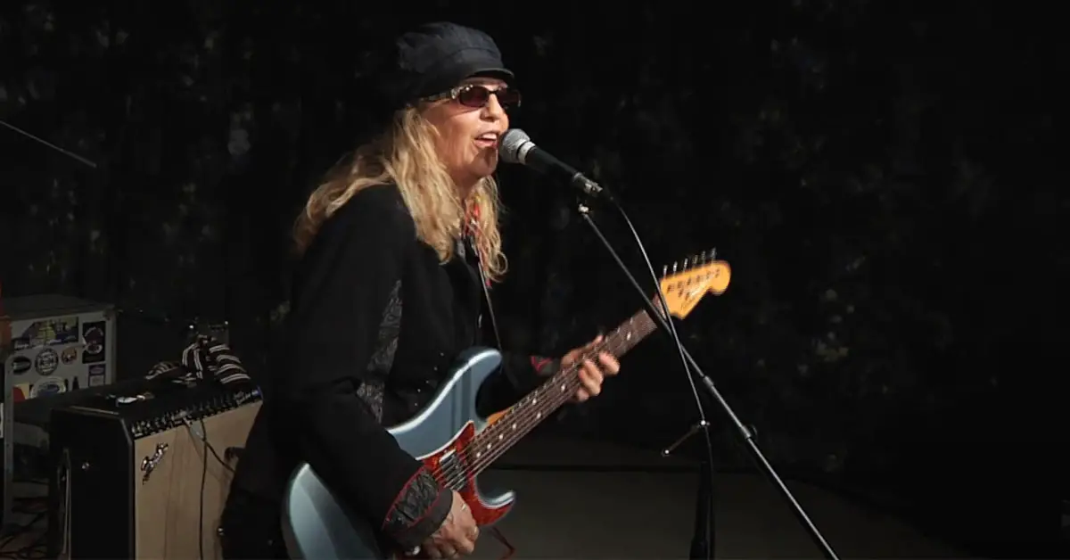 Debbie Davies – Wrong Man For Me
