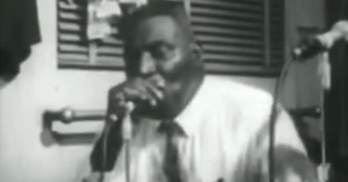 Howlin’ Wolf – How Many More Years