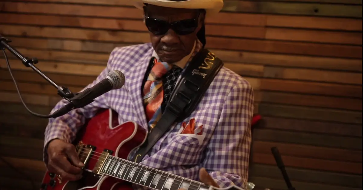Little Freddie King – Greyhound Bus Station Blues