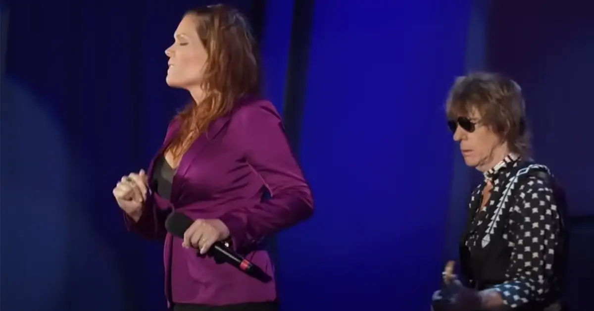 Jeff Beck and Beth Hart – Purple Rain