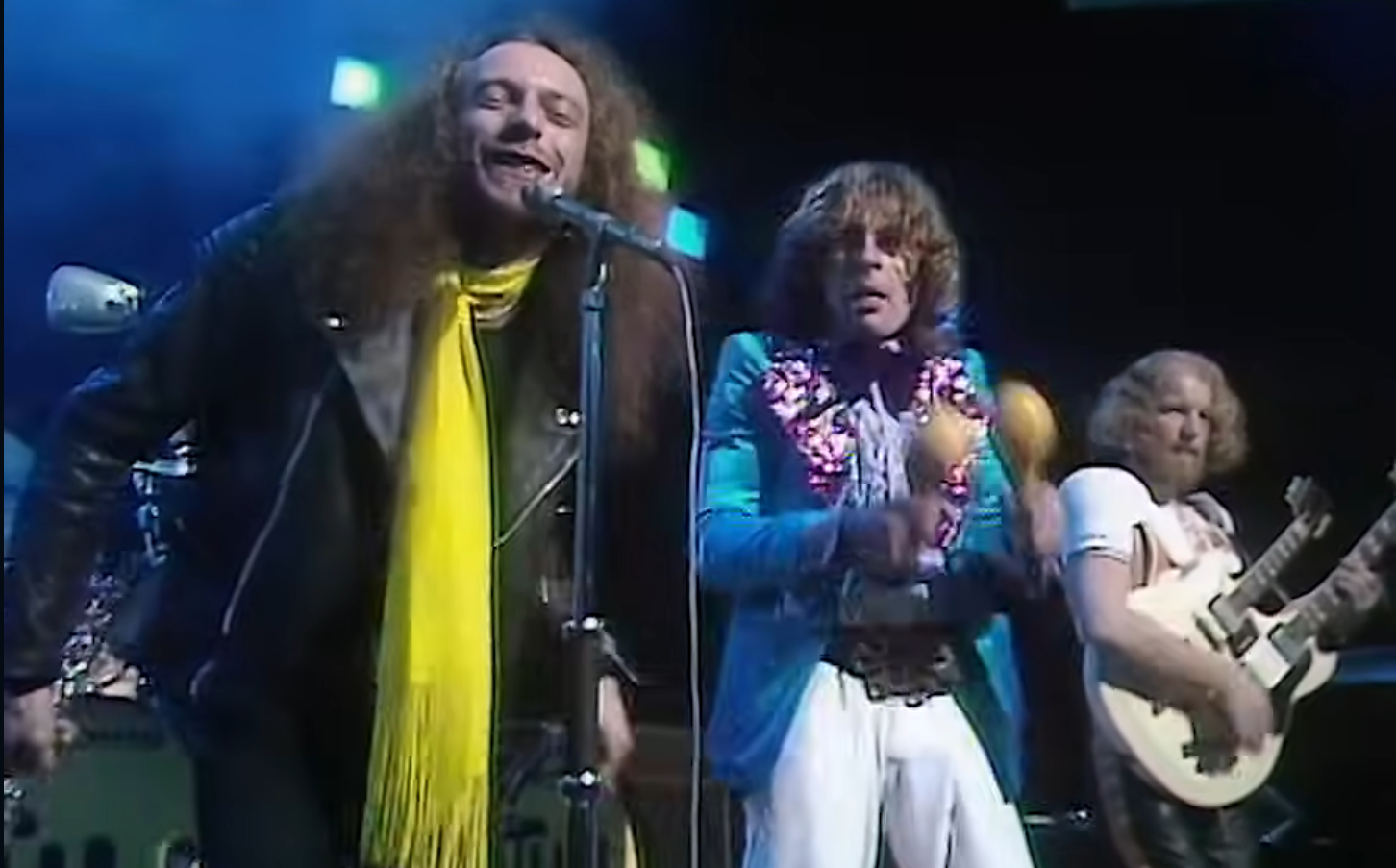 Jethro Tull – Living In The Past