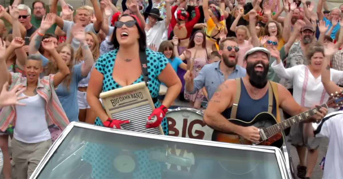 The Reverend Peyton’s Big Damn Band – Poor Until Payday